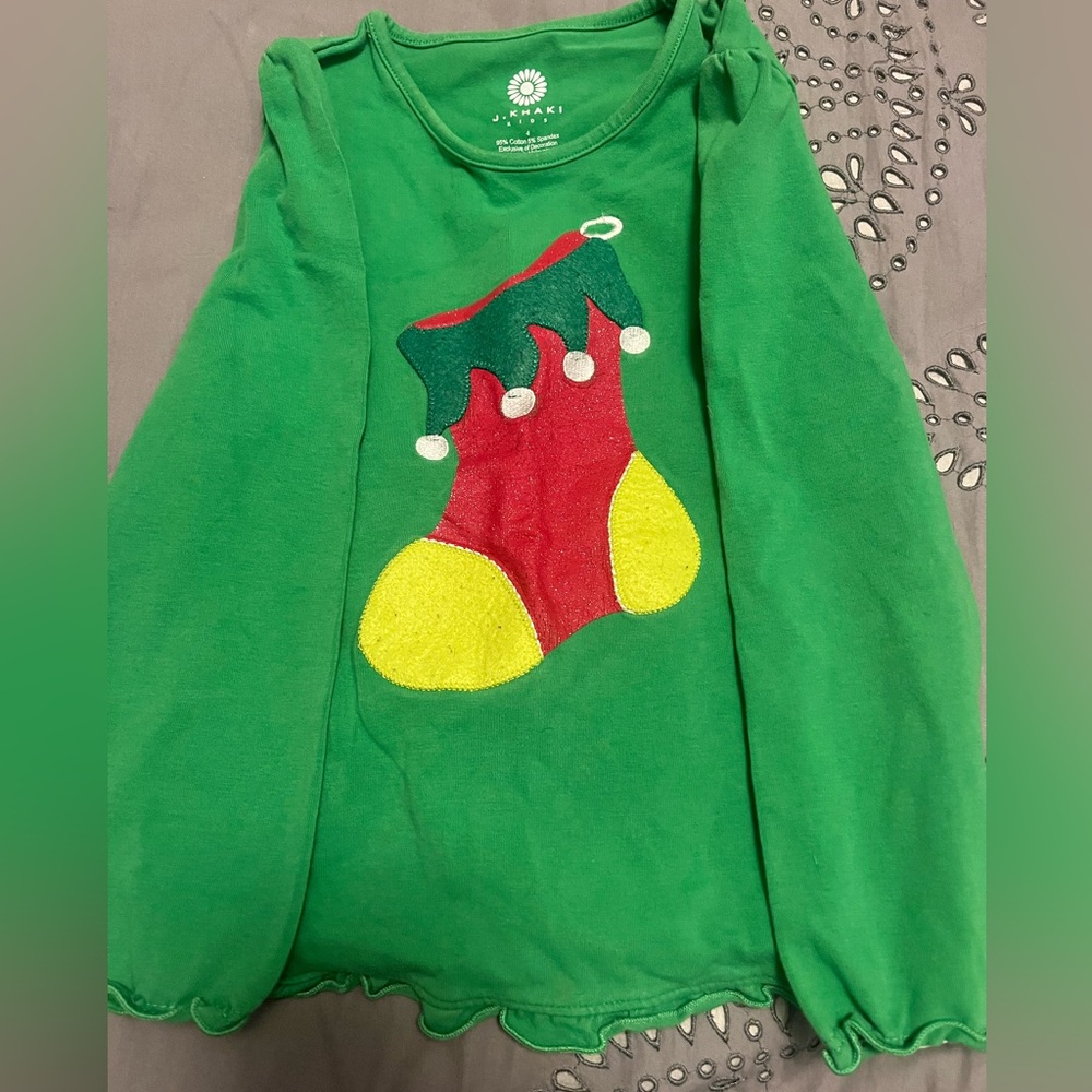 Girls sz 4 Christmas top - Bundle to get 10/$10 deal!